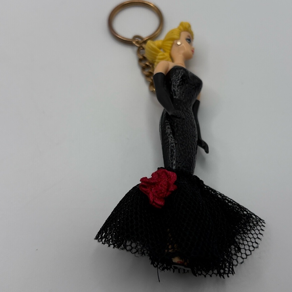 Lot 2 VTG 90’s Blonde Barbie Christmas pin and Black evening Gown Doll Key Chain - Picture 13 of 15